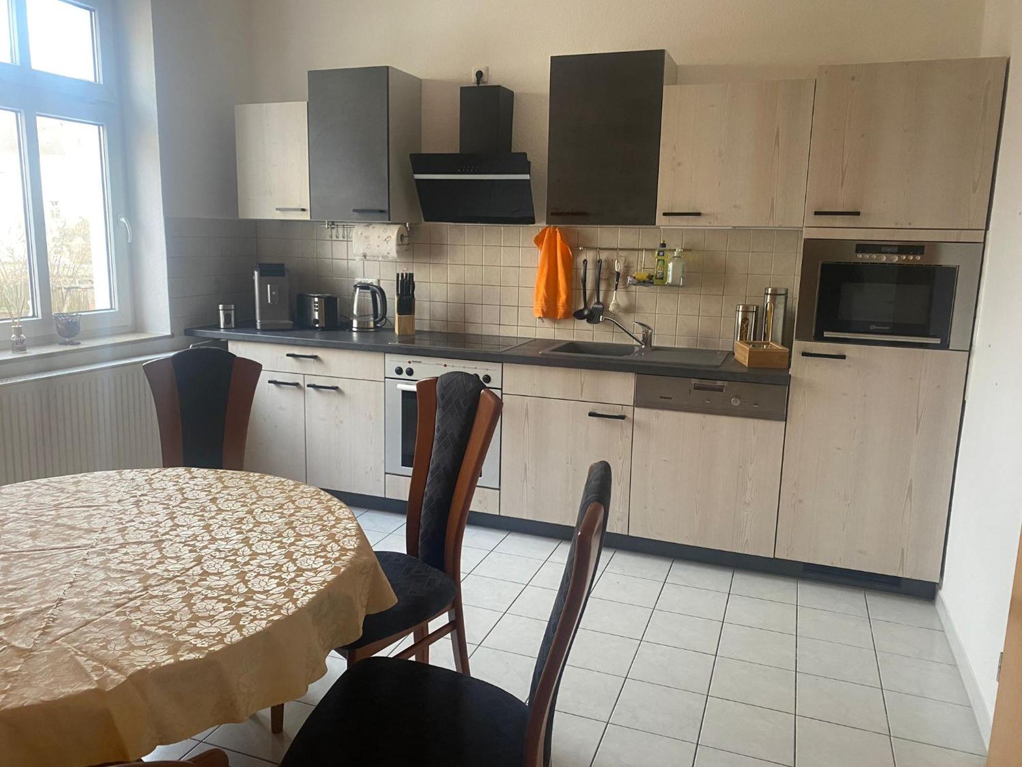 Fewo "Franzi" 5 Personen, Zentrale Lage, Parkplatz Dessau-Rosslau Bagian luar foto