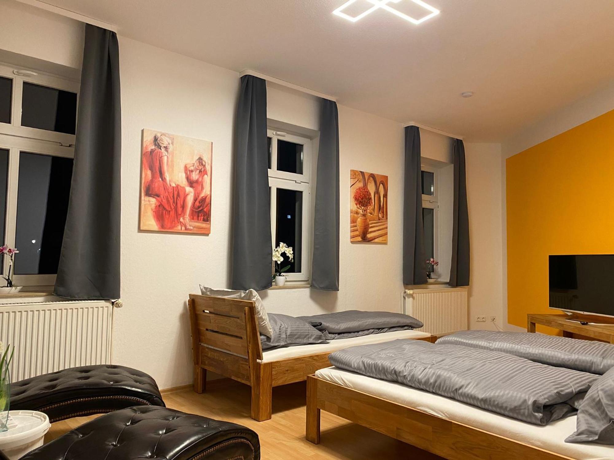 Fewo "Franzi" 5 Personen, Zentrale Lage, Parkplatz Dessau-Rosslau Bagian luar foto